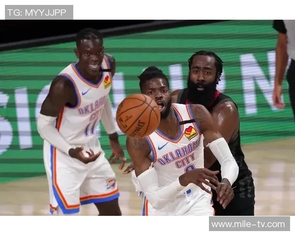 篮球的价格为何高于足球的背后原因探讨与分析