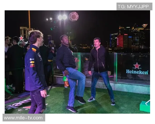 疯狂猜图足球明星挑战赛揭秘你心目中的球场传奇与他们的精彩瞬间